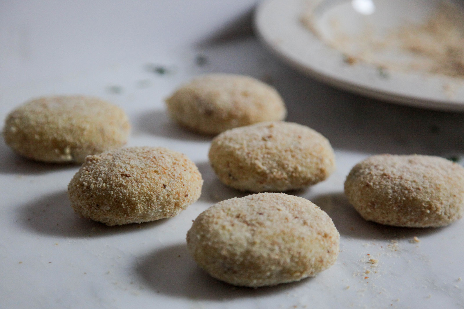 Perfect Potato Croquettes (Bangladeshi Alu Chops) before frying